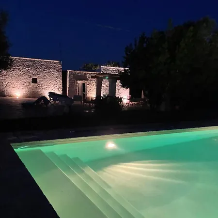 בית כפרי Trullo Nadia אוסטוני