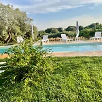 בית כפרי Trullo Nadia אוסטוני