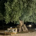 בית כפרי Trullo Nadia
