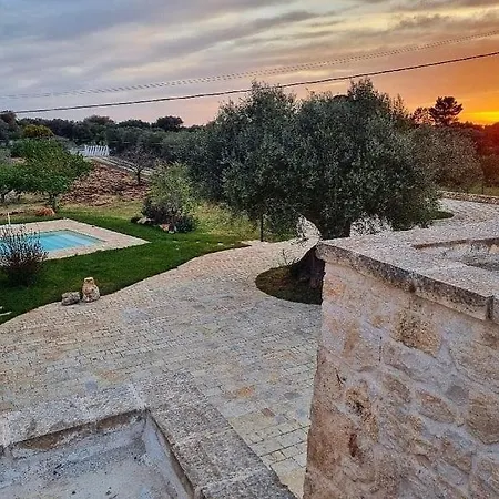 Trullo Nadia منزل ريفي *