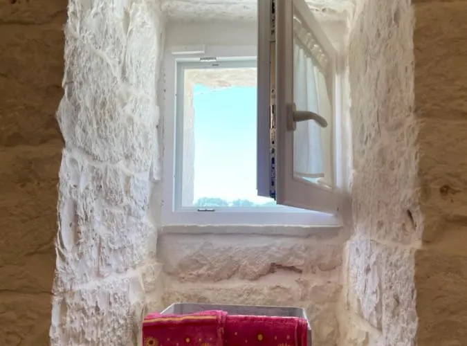 Trullo Nadia Landsted Ostuni